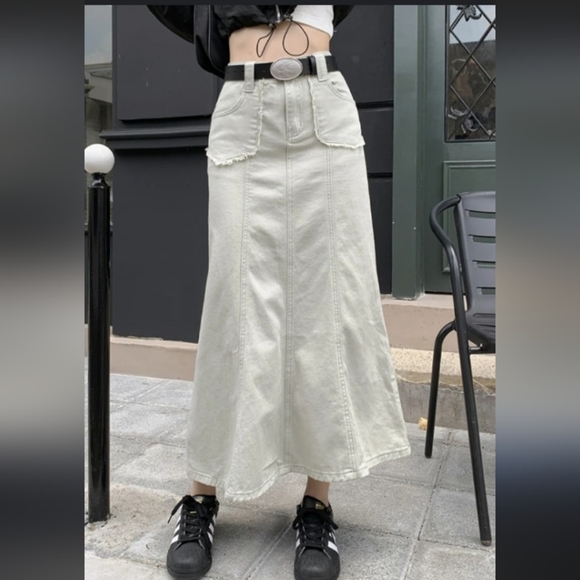 Lovito Off White Denim Mermaid Fairycore Casual Flared Whimsigoth Midi Skirt - Picture 2 of 8